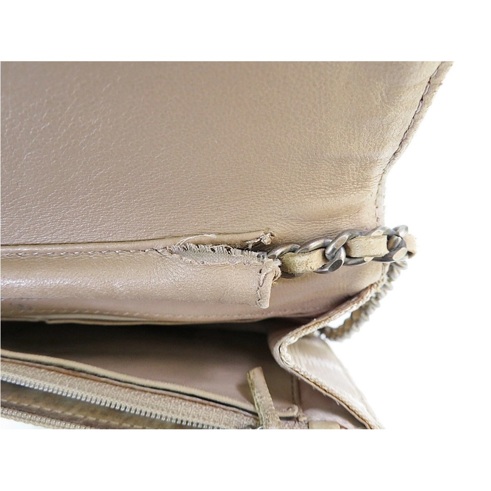 CHANEL Beige Crossbody Bag with Chain Strap - Picture 12 of 16